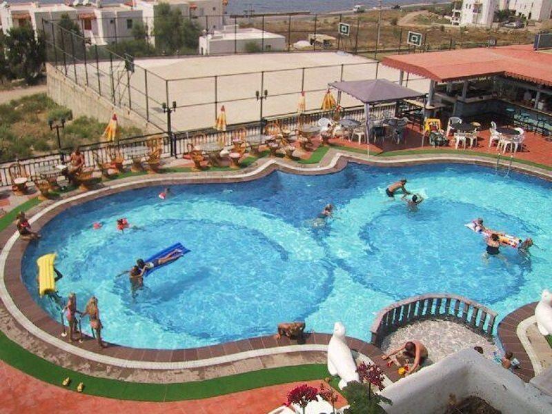 Violin Apartments Turgutreis Bagian luar foto